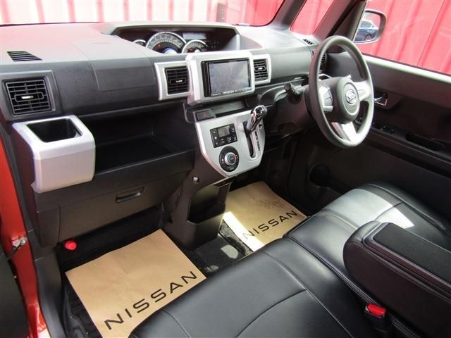 Daihatsu WAKE 2014-11 9360-5