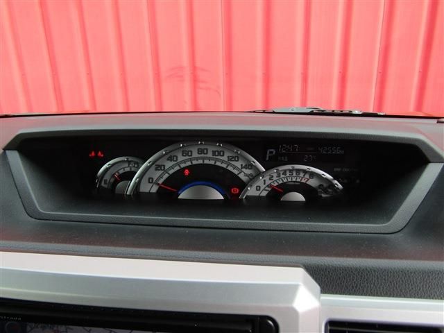 Daihatsu WAKE 2014-11 9360-14