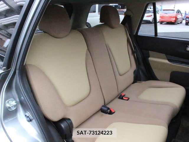 Nissan Wingroad 2011-03 240489-10