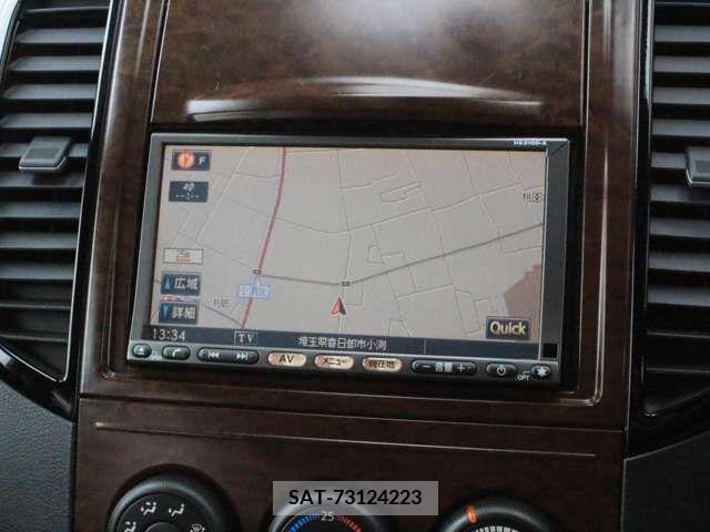 Nissan Wingroad 2011-03 240489-14