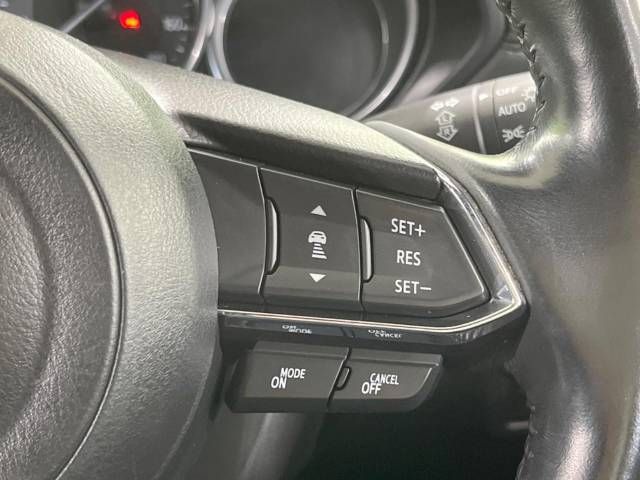 Mazda CX-8 2017-11 27926-6