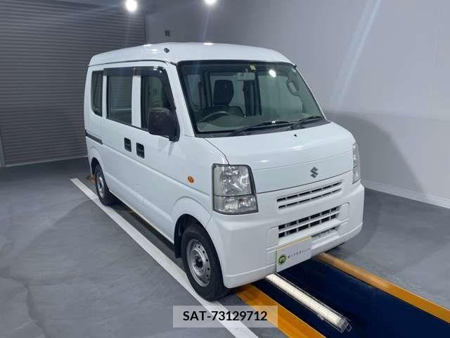 Suzuki EVERY 2013-03 297467-1