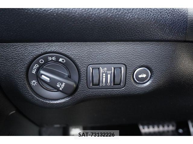 Dodge CHALLENGER  201707-22