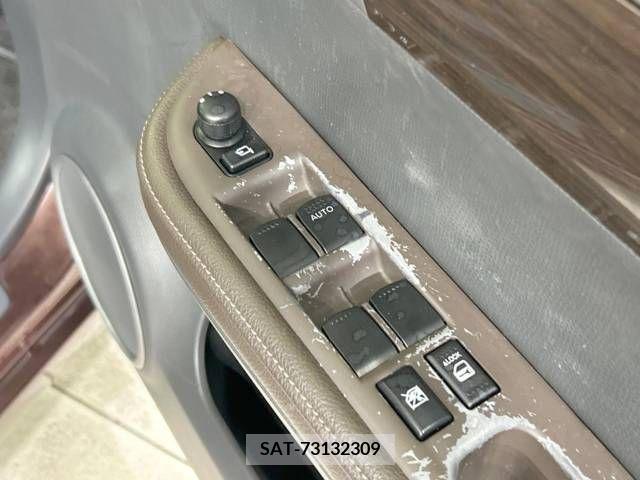 Suzuki SWIFT 2010-06 320898-5