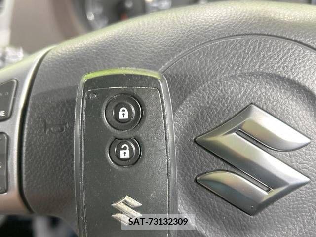Suzuki SWIFT 2010-06 320898-3