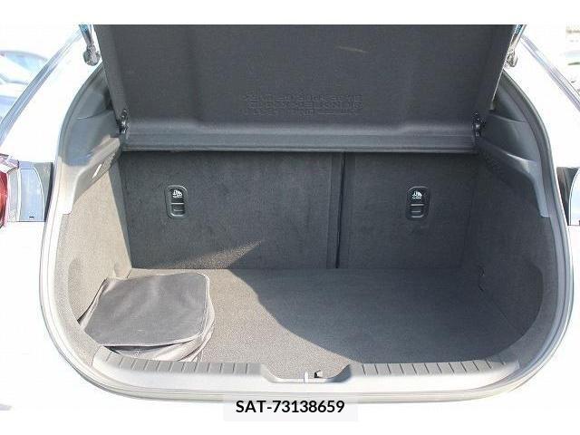 Mazda MX-30 2021-01 364363-17