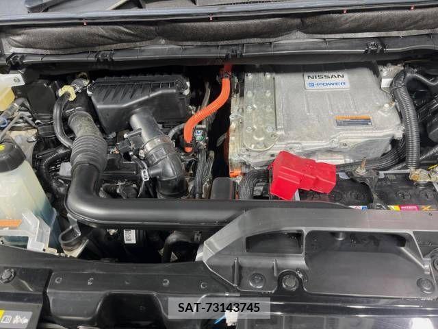 Nissan SERENA 2018-12 211764-18
