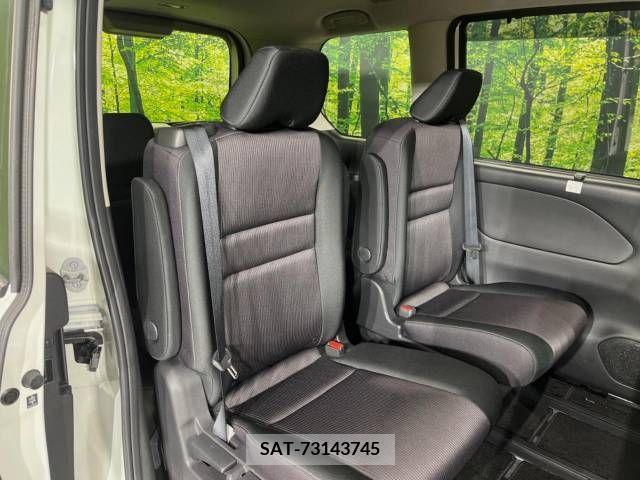 Nissan SERENA 2018-12 211764-8
