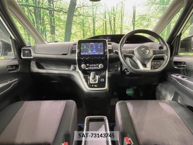 Nissan SERENA 2018-12 211764-1
