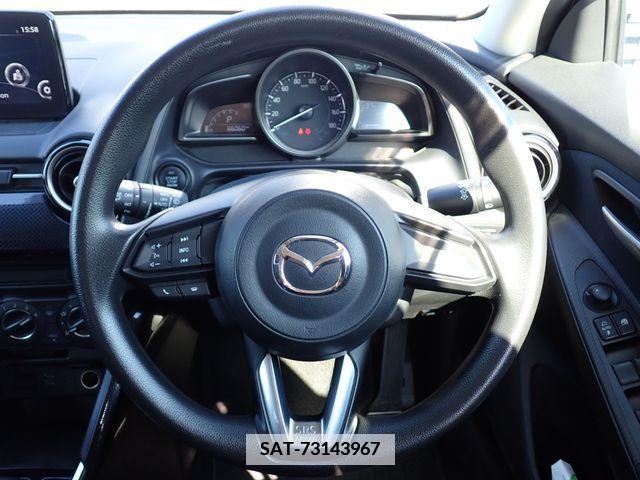 Mazda DEMIO 2018-05 359376-10