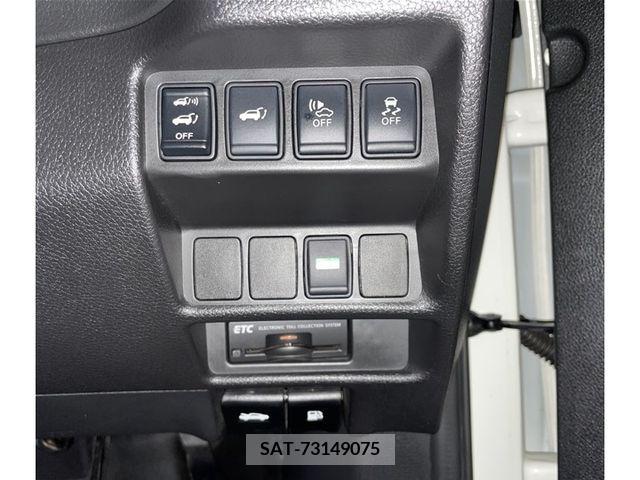 Nissan X-TRAIL HYBRID 2015-06 384661-10