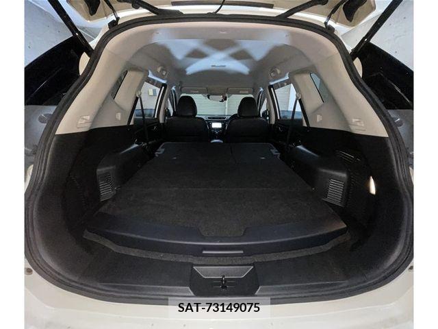 Nissan X-TRAIL HYBRID 2015-06 384661-8