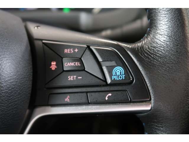 Nissan LEAF 2018-05 4236-6