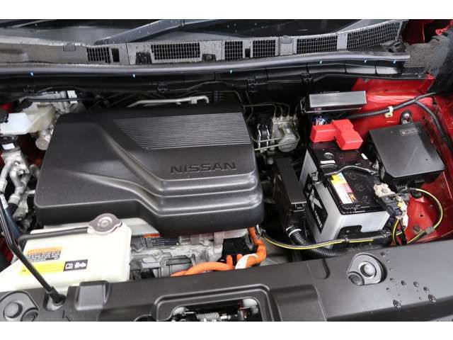 Nissan LEAF 2018-05 4236-12