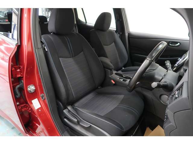 Nissan LEAF 2018-05 4236-11