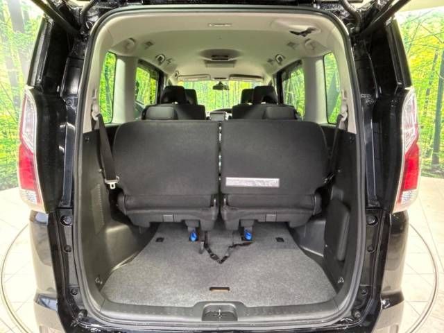 Nissan SERENA 2018-05 185714-10