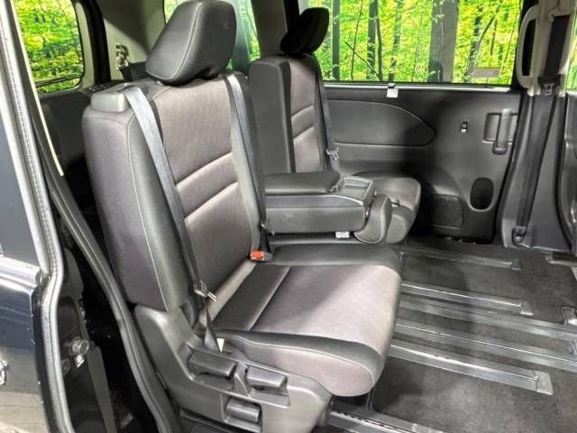 Nissan SERENA 2018-05 185714-9