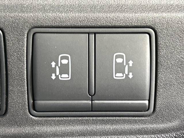 Nissan SERENA 2018-05 185714-5