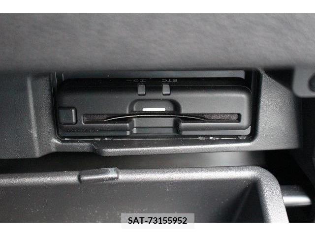 Nissan SERENA 2021-02 208574-5