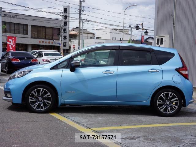 Nissan NOTE 2017-07 383474-4