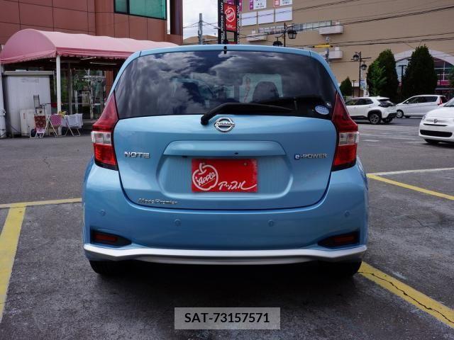 Nissan NOTE 2017-07 383474-6