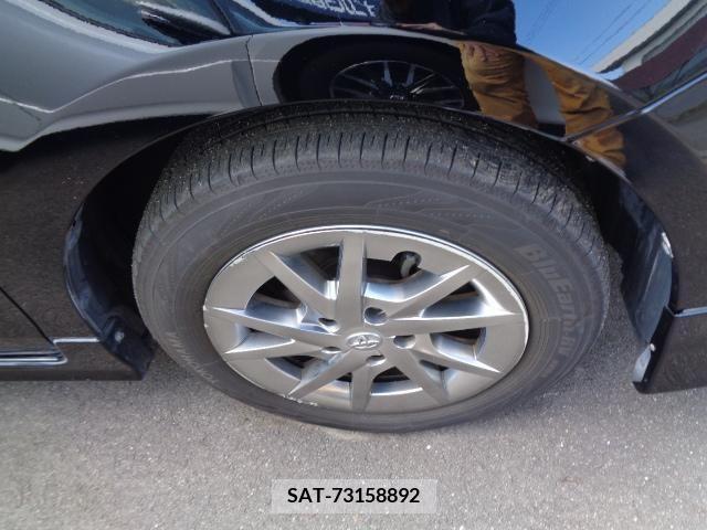 Toyota PRIUS ALPHA 2013-11 386997-27