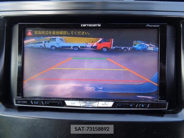 Toyota PRIUS ALPHA 2013-11 386997-18