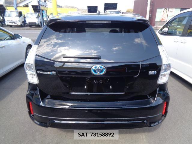 Toyota PRIUS ALPHA 2013-11 386997-4