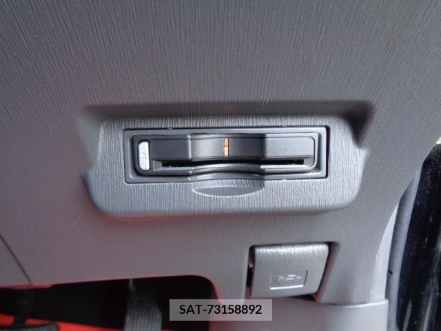 Toyota PRIUS ALPHA 2013-11 386997-23