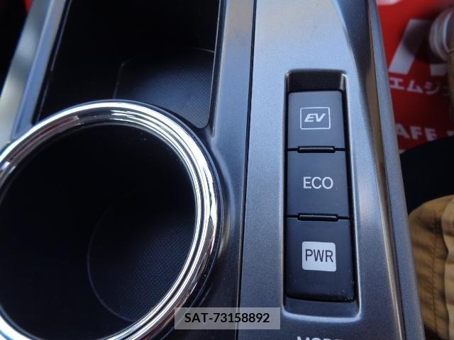Toyota PRIUS ALPHA 2013-11 386997-21