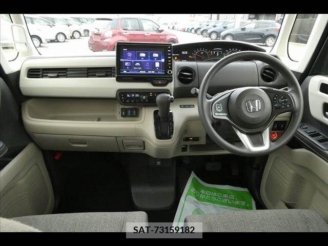 Honda N BOX 2018-03 306967-2