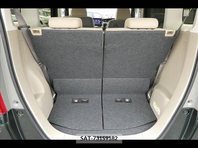 Honda N BOX 2018-03 306967-11
