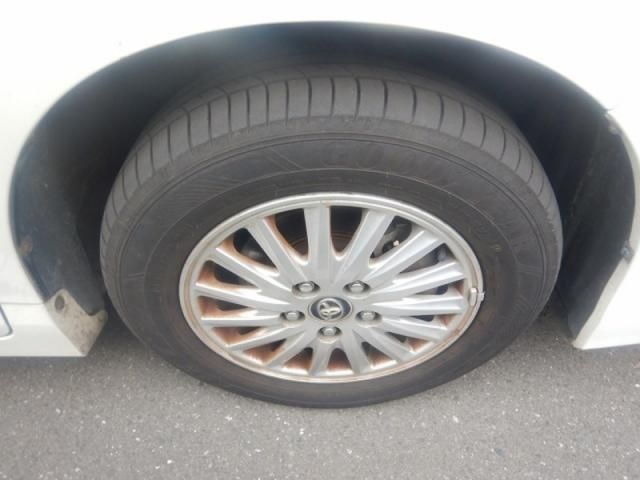 Toyota VOXY HYBRID 2015-03 188741-5