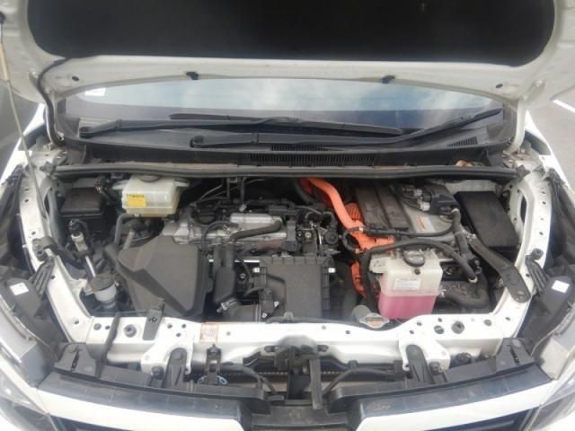 Toyota VOXY HYBRID 2015-03 188741-4