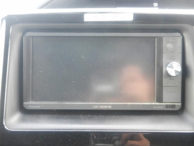 Toyota VOXY HYBRID 2015-03 188741-14