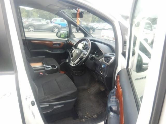 Toyota VOXY HYBRID 2015-03 188741-6