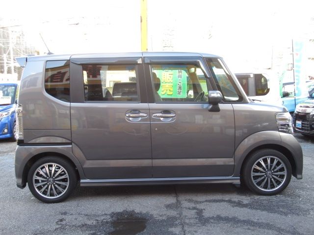 Honda N BOX CUSTOM 2015-07 185296-3