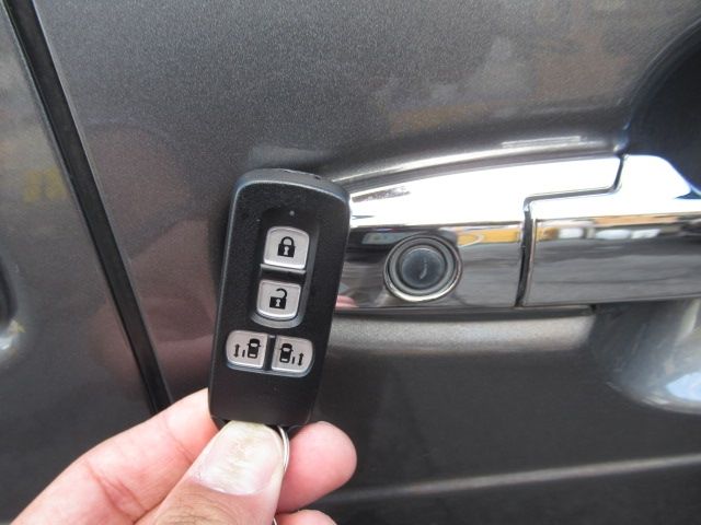 Honda N BOX CUSTOM 2015-07 185296-17