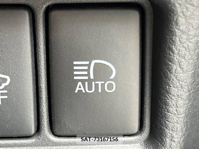Toyota C-HR 2018-01 255419-6