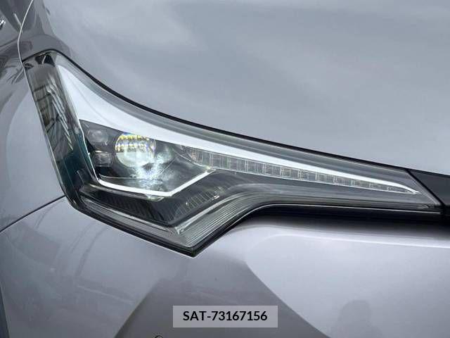 Toyota C-HR 2018-01 255419-15