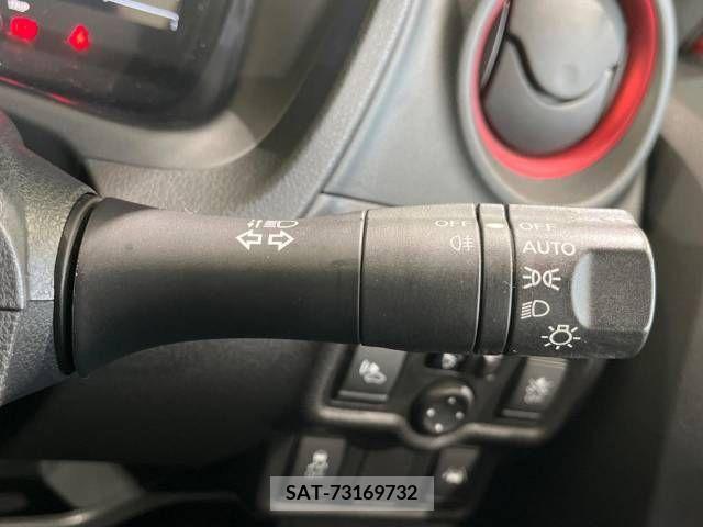Nissan NOTE 2017-06 209796-5