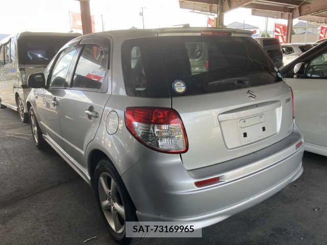 Suzuki SX4 2008-02 394428-2