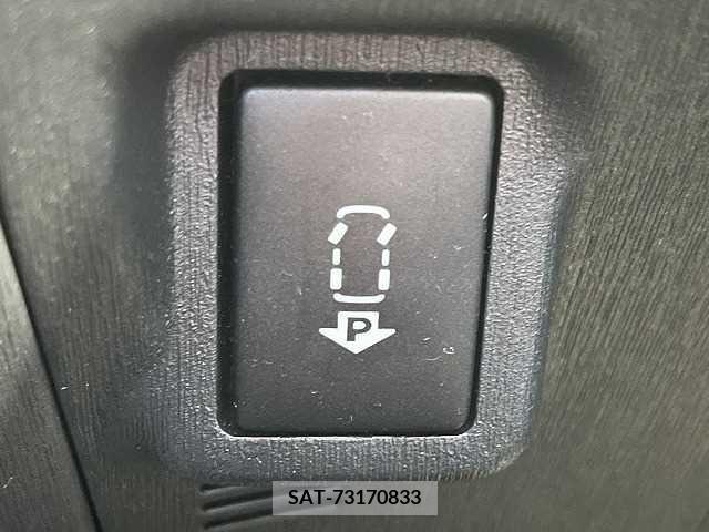 Toyota PRIUS 2013-08 282171-6