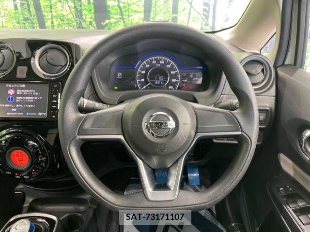 Nissan NOTE 2019-04 279853-11