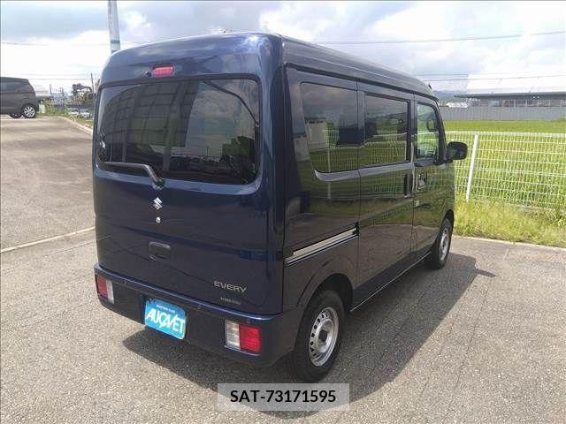 Suzuki EVERY 2023-11 359963-2
