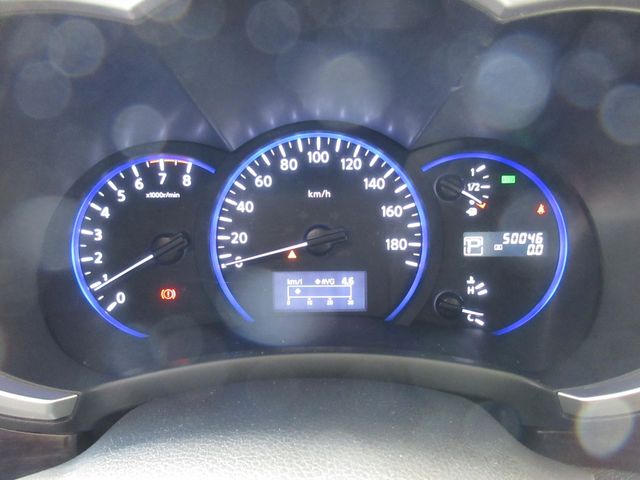 Nissan ELGRAND 2012-01 577-17