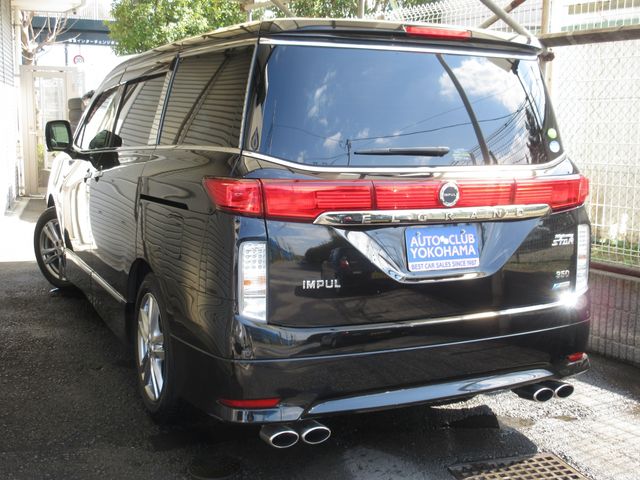 Nissan ELGRAND 2012-01 577-28