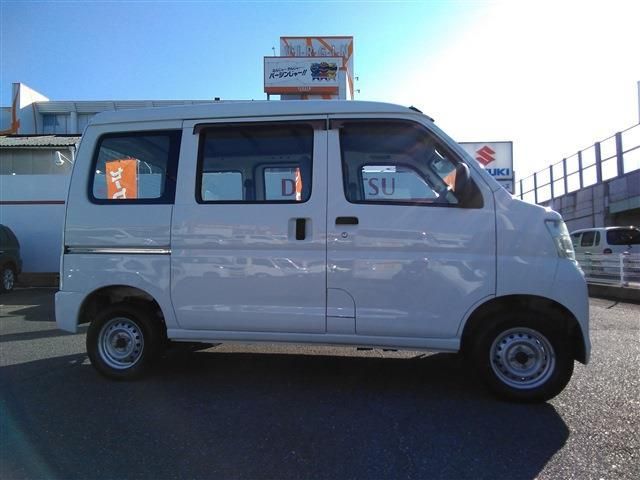 Daihatsu HIJET CARGO 2015-08 189773-5