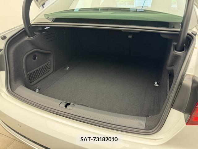 Audi A4 2019-07 292599-16
