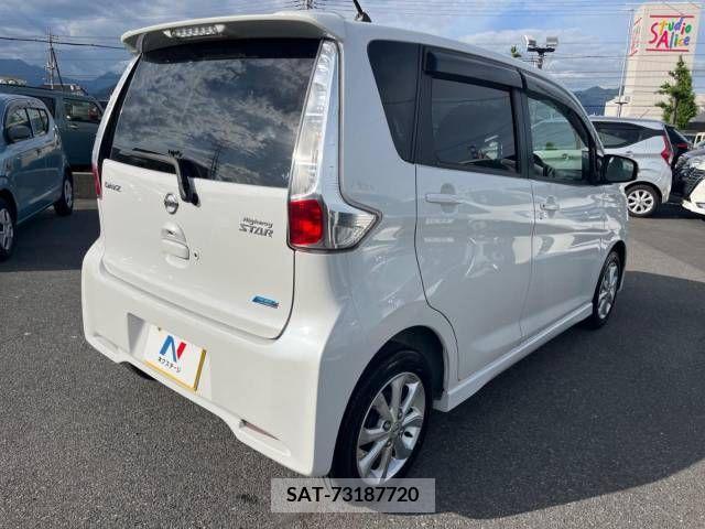 Nissan DAYZ 2014-07 266583-17
